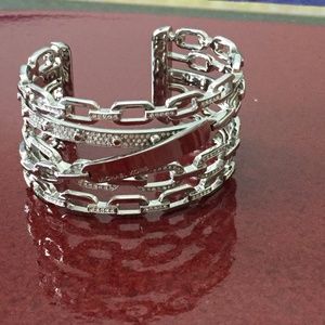 🎈 NWOT Michael Kors Bracelet 🎈